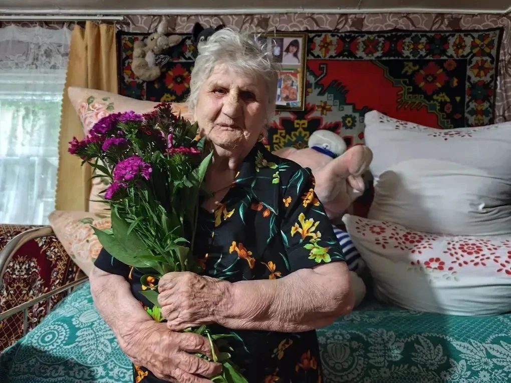 90-летний юбилей отмечает жительница села Казачка Анна Дмитриевна Сапатова
