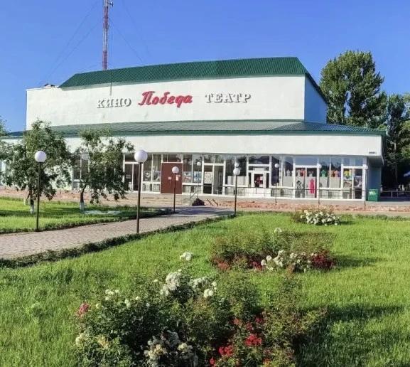 60 лет назад было принято решение о строительстве в Калининске нового кинотеатра