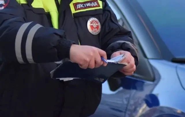 Житель Калининского района нахамил сотрудникам ГИБДД и теперь будет работать принудительно